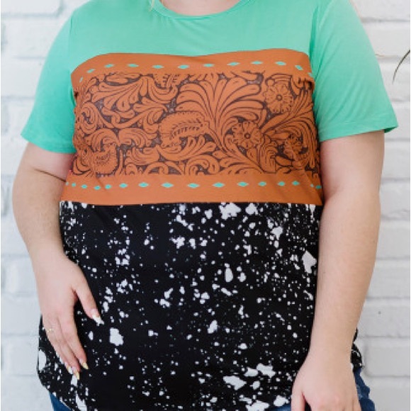 NWOT. Western Color Block T-Shirt.  1X - Picture 2 of 3